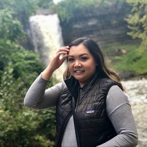 Meet your Posher, Jennifer